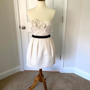 BCBGMaxAzria Cream Quilted Strapless Dress